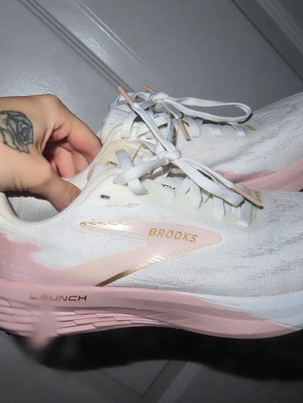 Brooks - Like New